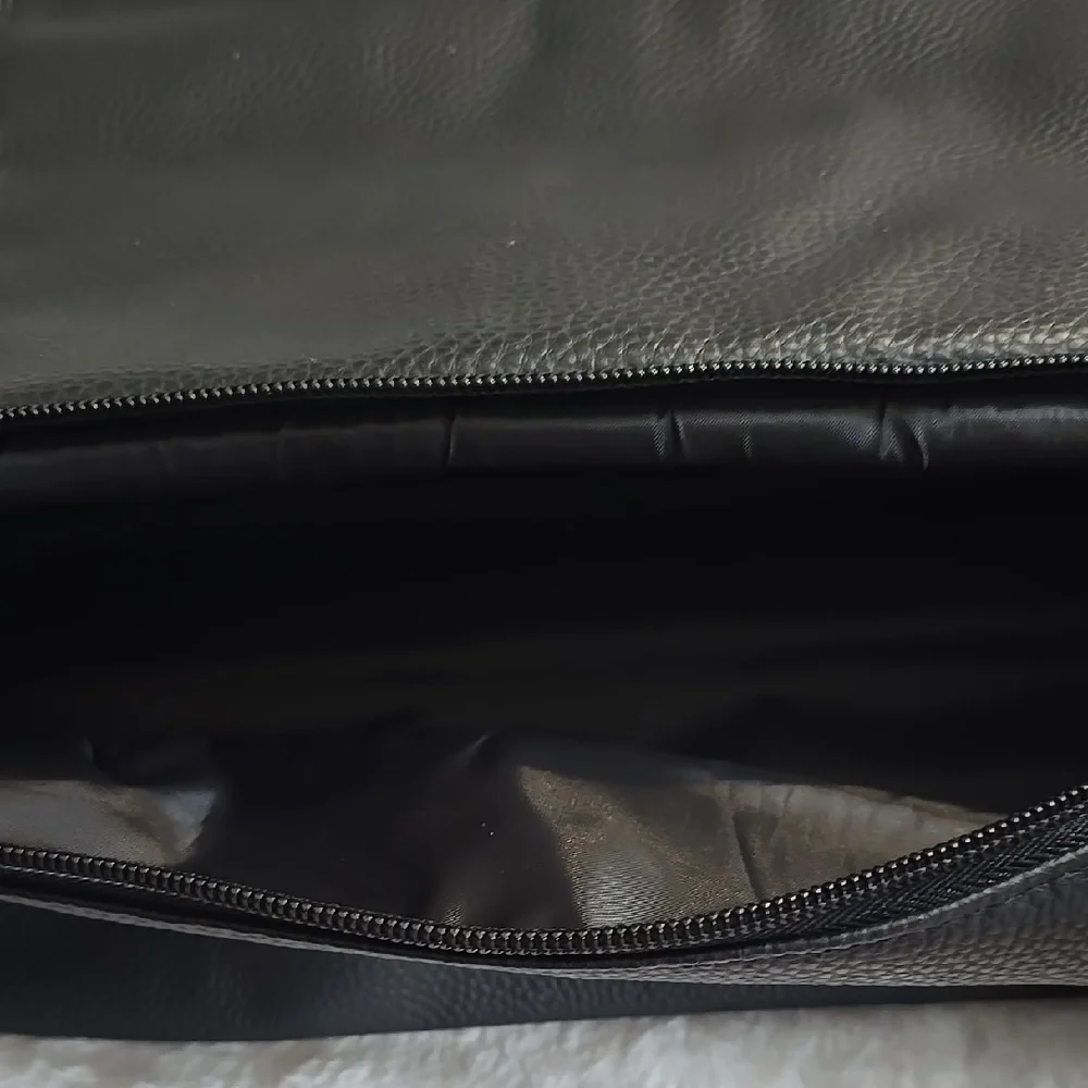 Gray and Black Laptop Bag with Zipper Closure